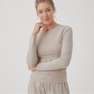 Women's Cool Stretch Fitted Long Sleeve Tee Small